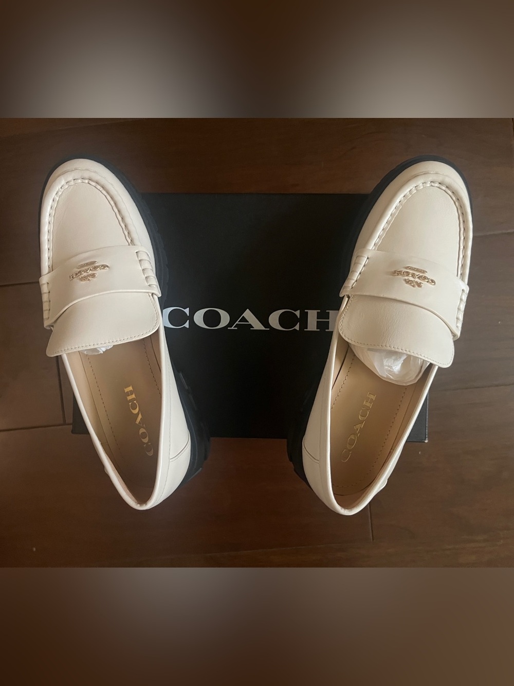 BNIB Coach Cream Leather Loafers with Black Soles